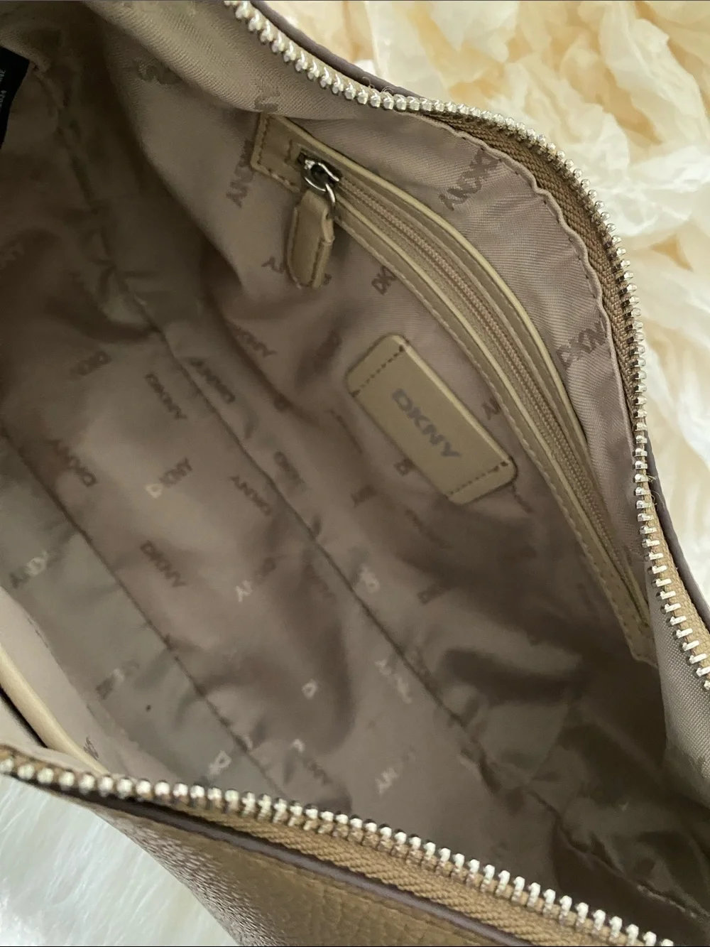 DKNY Thyme Medium Hobo Bag in Taupe